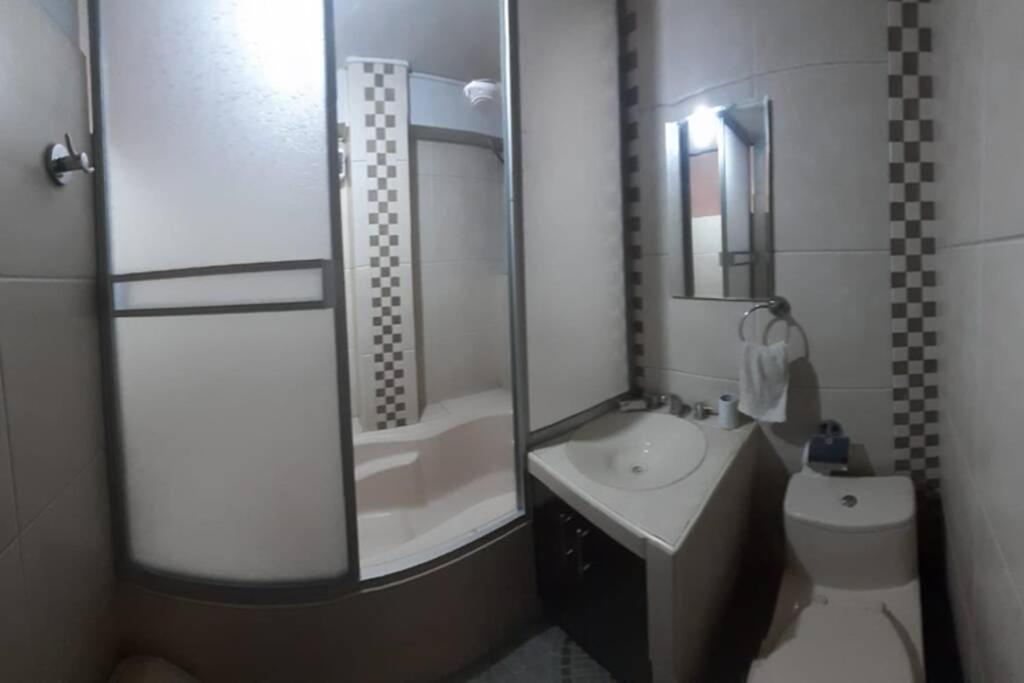 A Un Minuto Del Aeropuerto Sientase Como En Casa Cuzco Zewnętrze zdjęcie